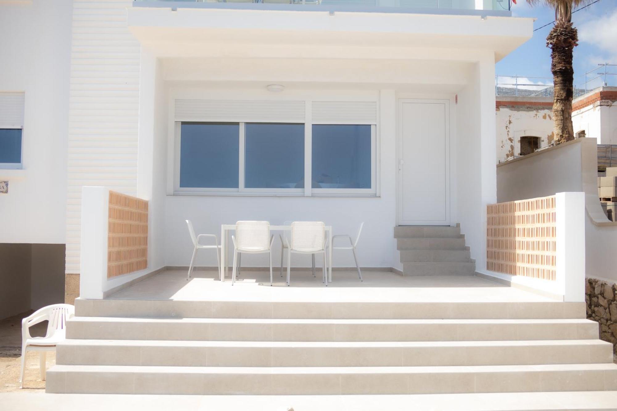Vistas Y Terraza Panoramica Frente Al Mar En Denia, Las Rotas المظهر الخارجي الصورة