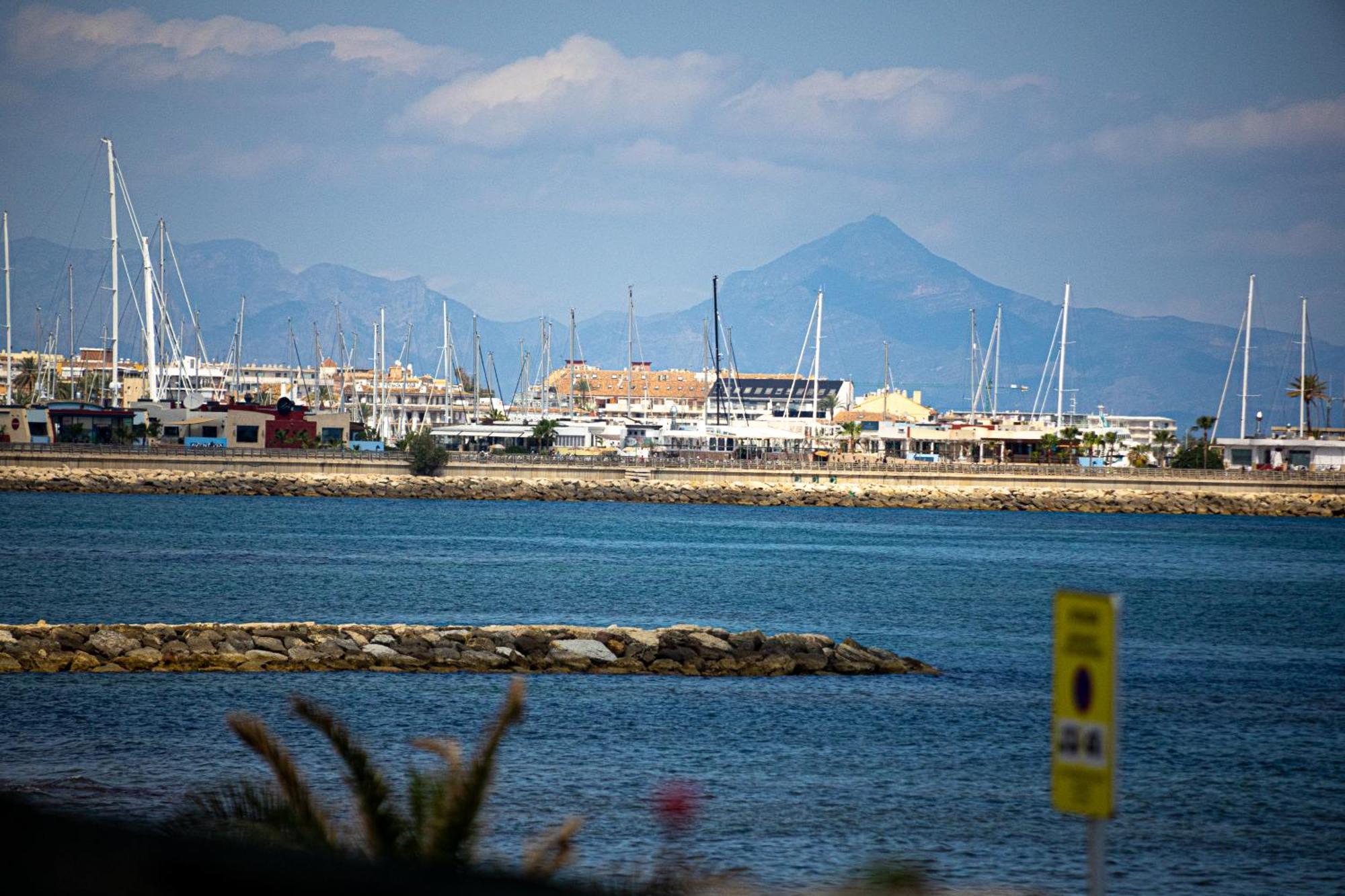 Vistas Y Terraza Panoramica Frente Al Mar En Denia, Las Rotas المظهر الخارجي الصورة
