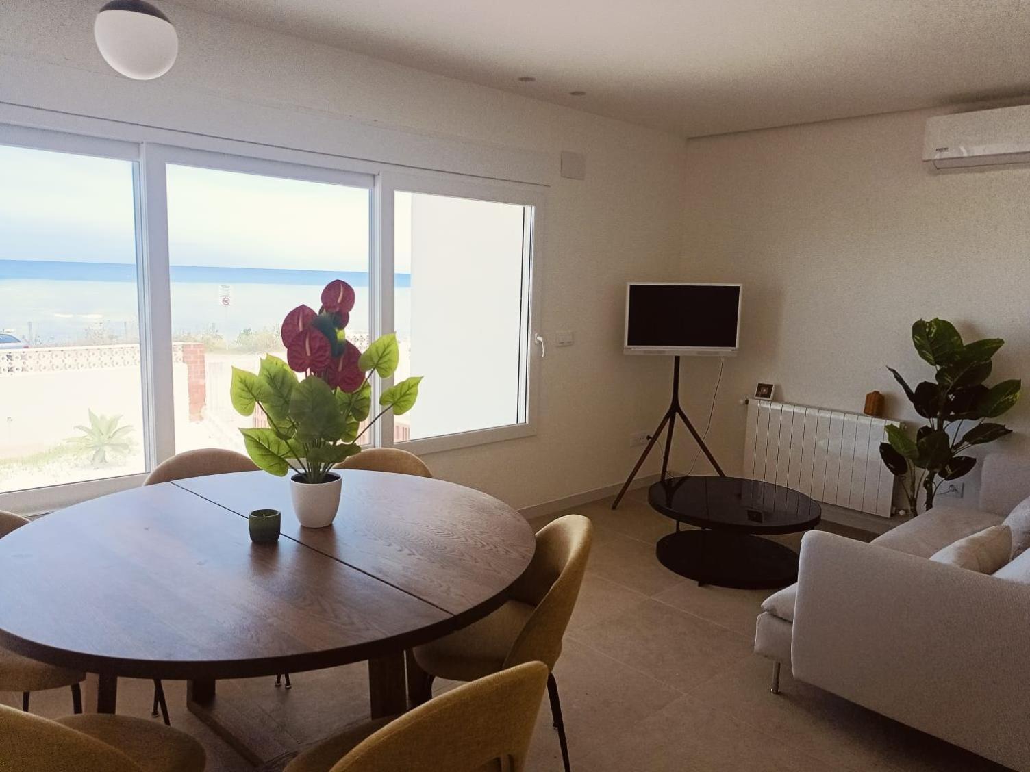 Vistas Y Terraza Panoramica Frente Al Mar En Denia, Las Rotas المظهر الخارجي الصورة